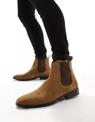 Walk London City Chelsea Boots In Tan Suede